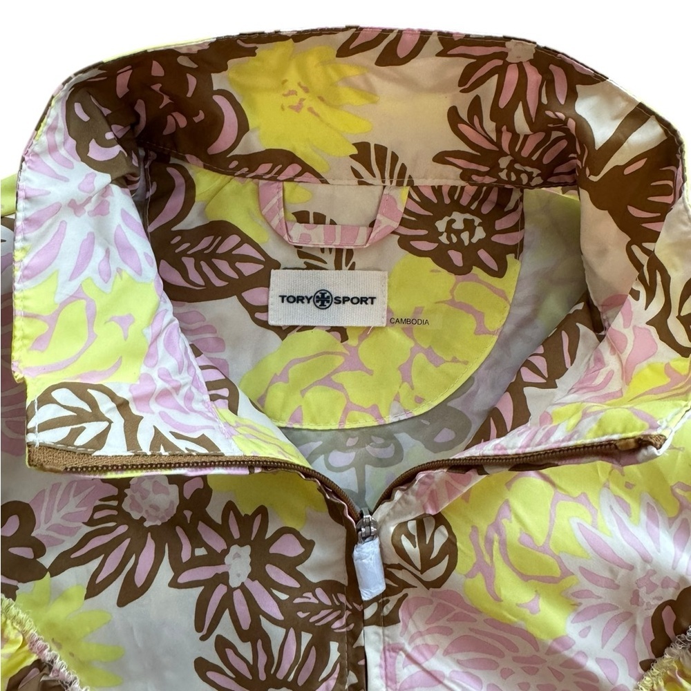 Tory Burch Sport French Cream RUFFLE WINDBREAKER Small - Picture 8 of 10